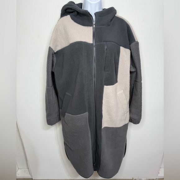 OlI & Hali Colorblock Long Sherpa Size S/M - Picture 1 of 7